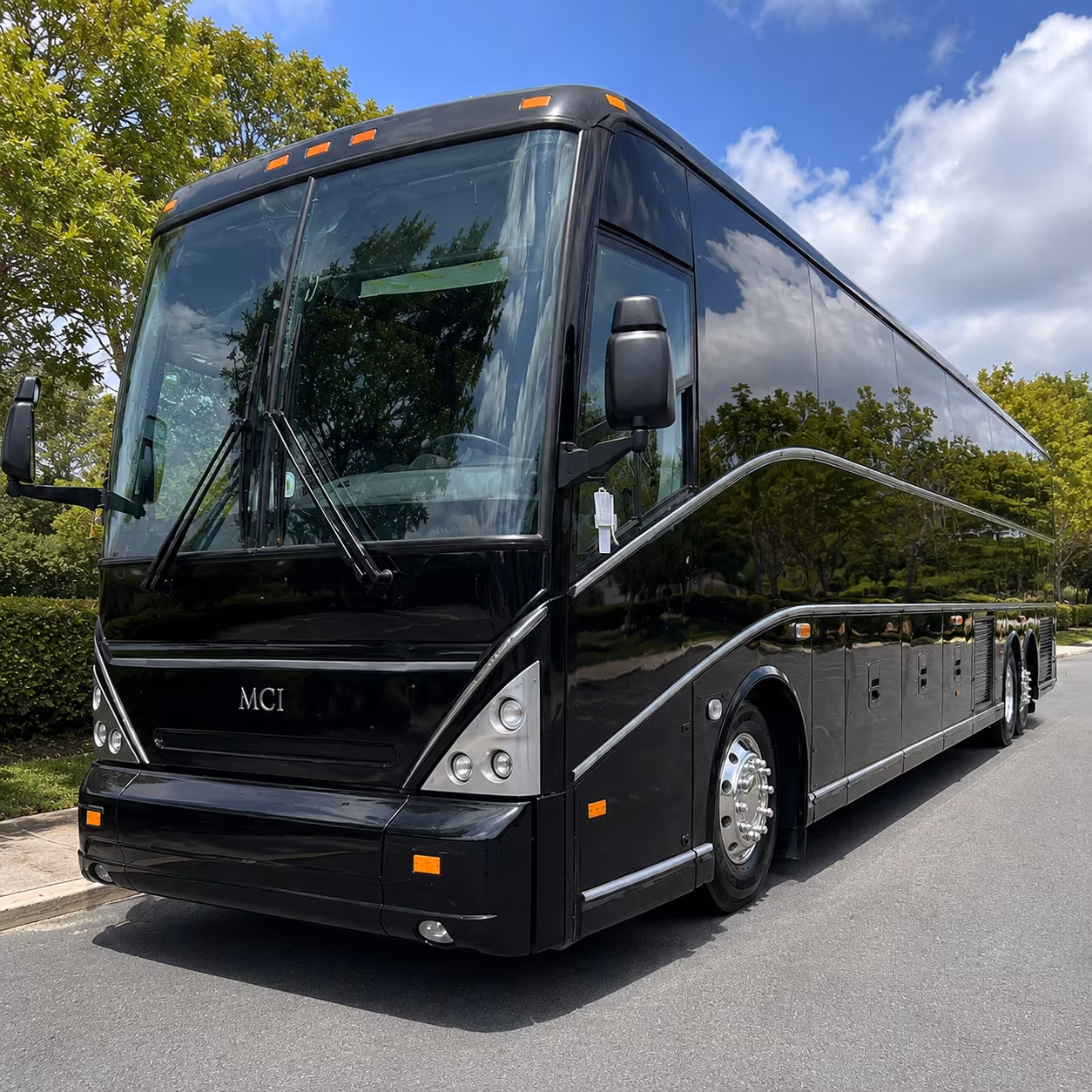 buses for tulare county museum and mooney grove park field trips