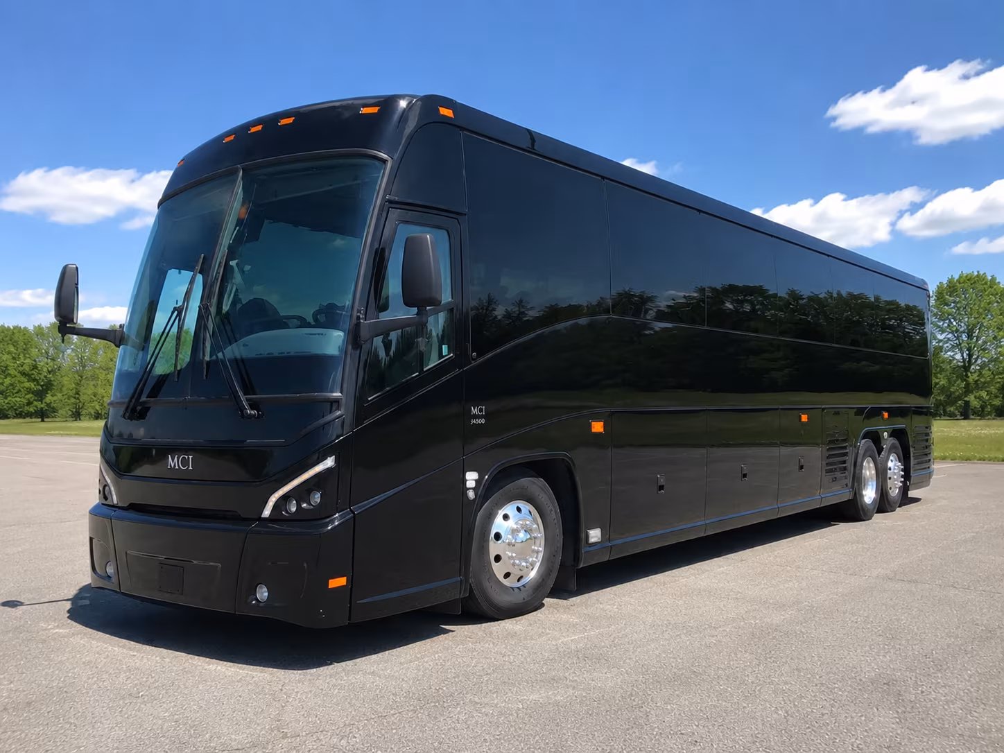 charter buses for long distance field trips to los angeles and bakersfield