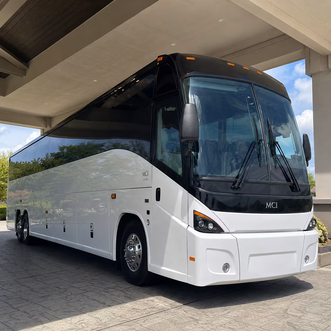 shuttle buses for kaweah health and visalia s medical district