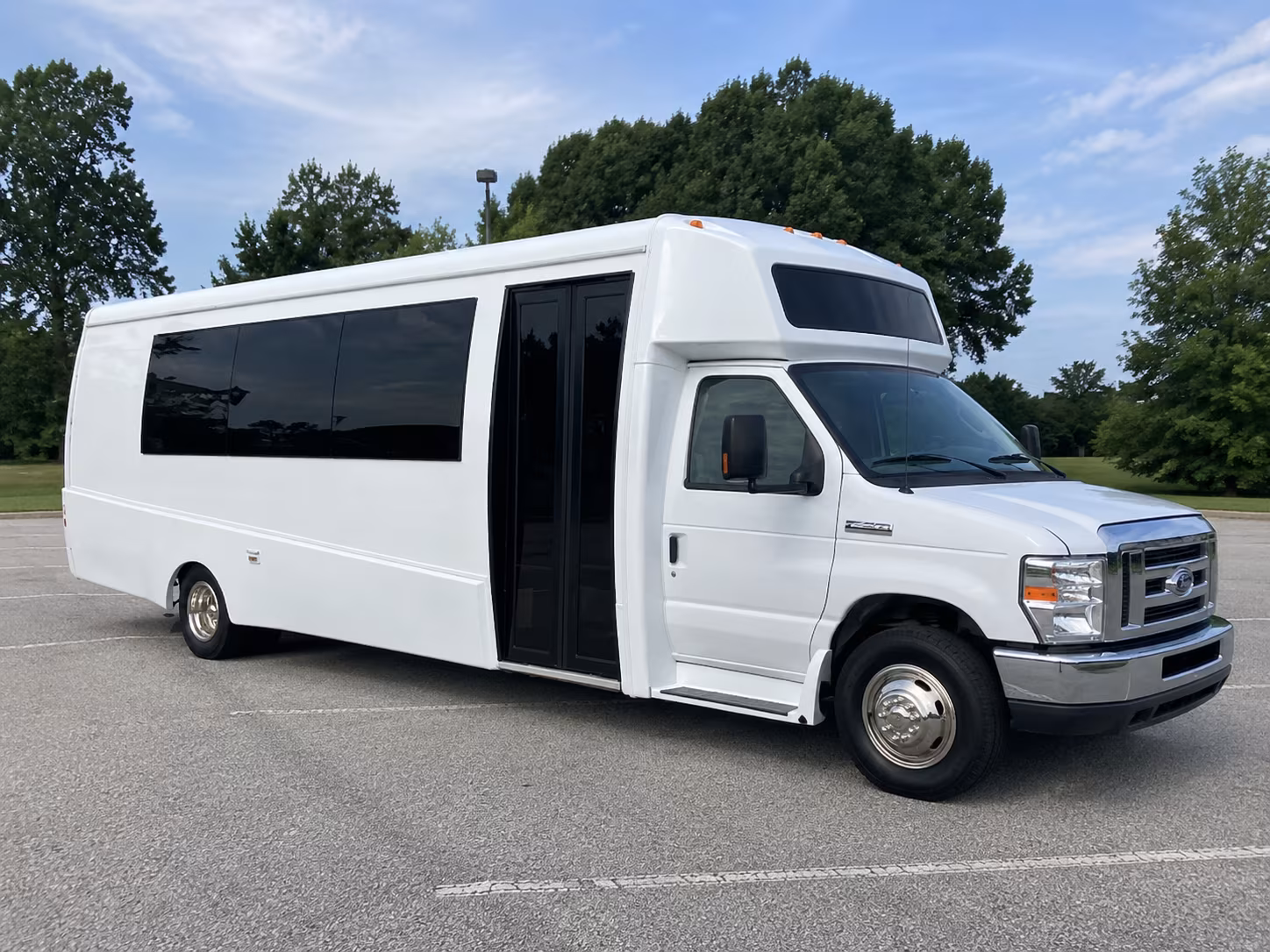 visalia 18 passenger party bus